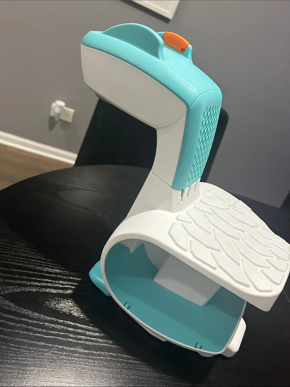 Kids Drawing Robot - White & Teal